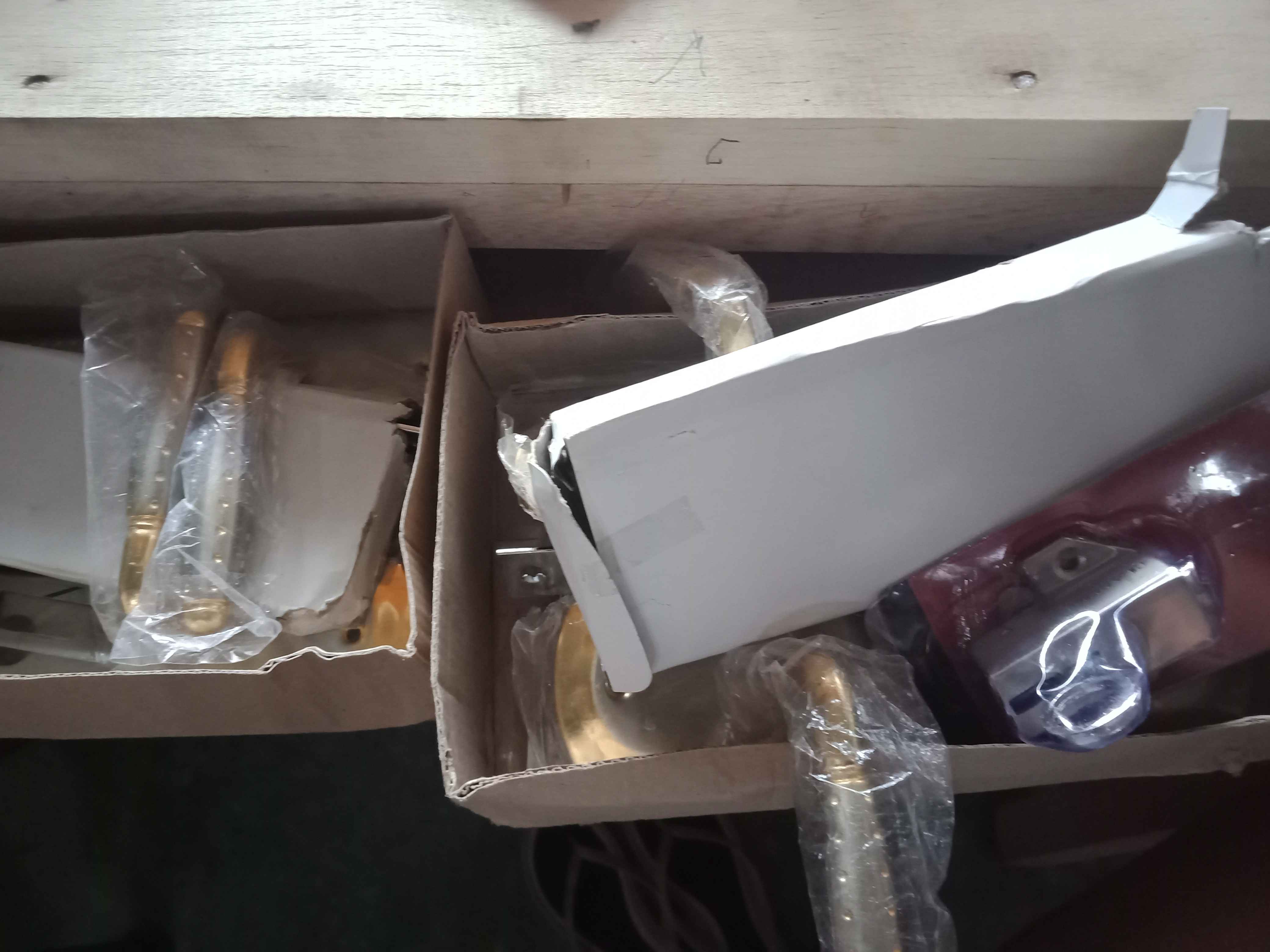 Tarikan Laci Lemari / Gagang Laci Lemari 112