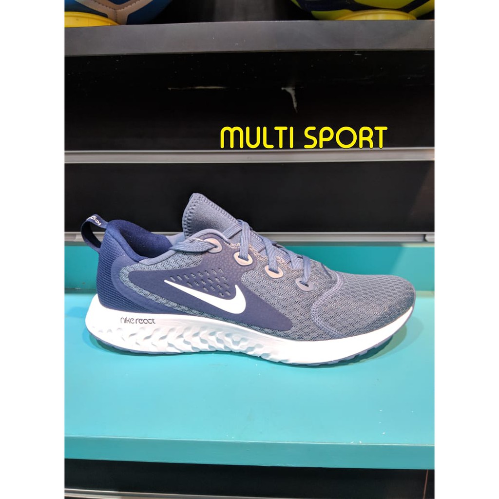 harga nike legend react