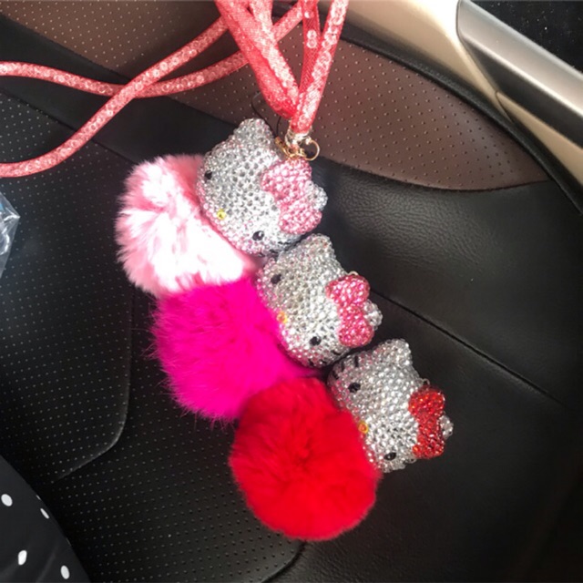 Gantuan spion mobil hello kitty blink