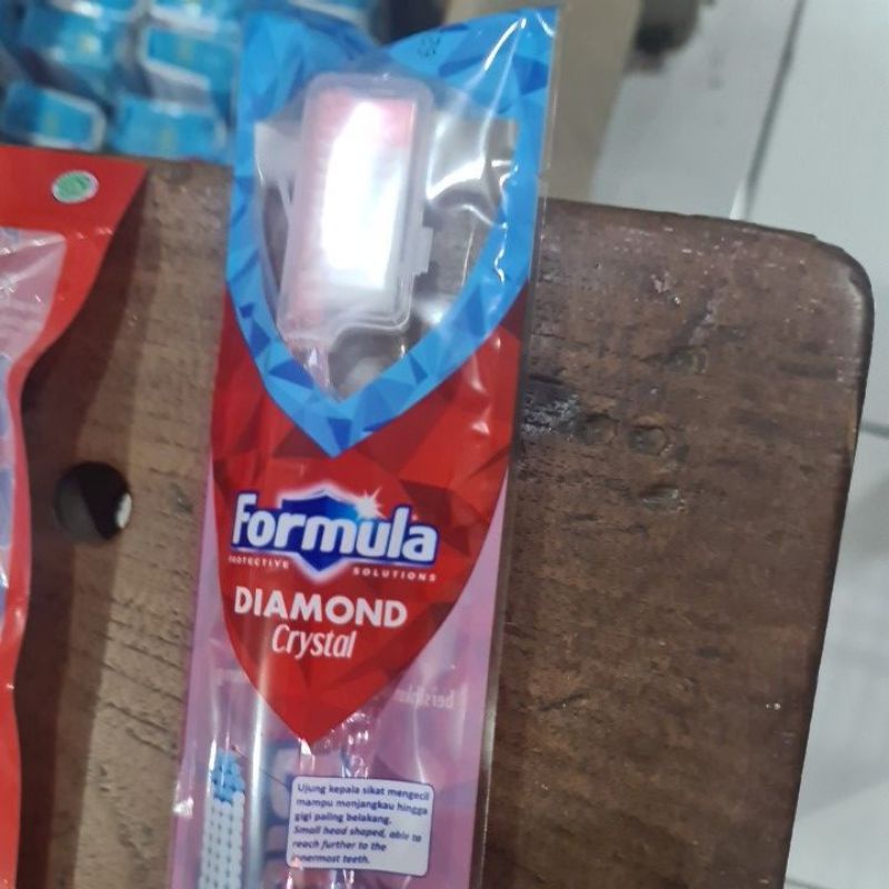 Sikat gigi formula 1 kotak / 1 lusin