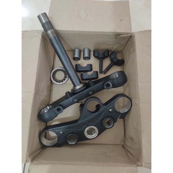 Segitiga atas bawah R25 MT25