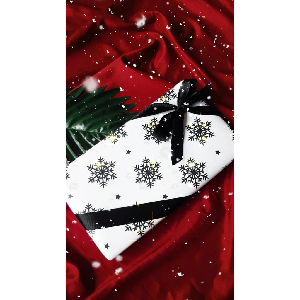 

KERTAS KADO TEMA NATAL / WRAPPING PAPER XMAS SNOWFLAKES THEME