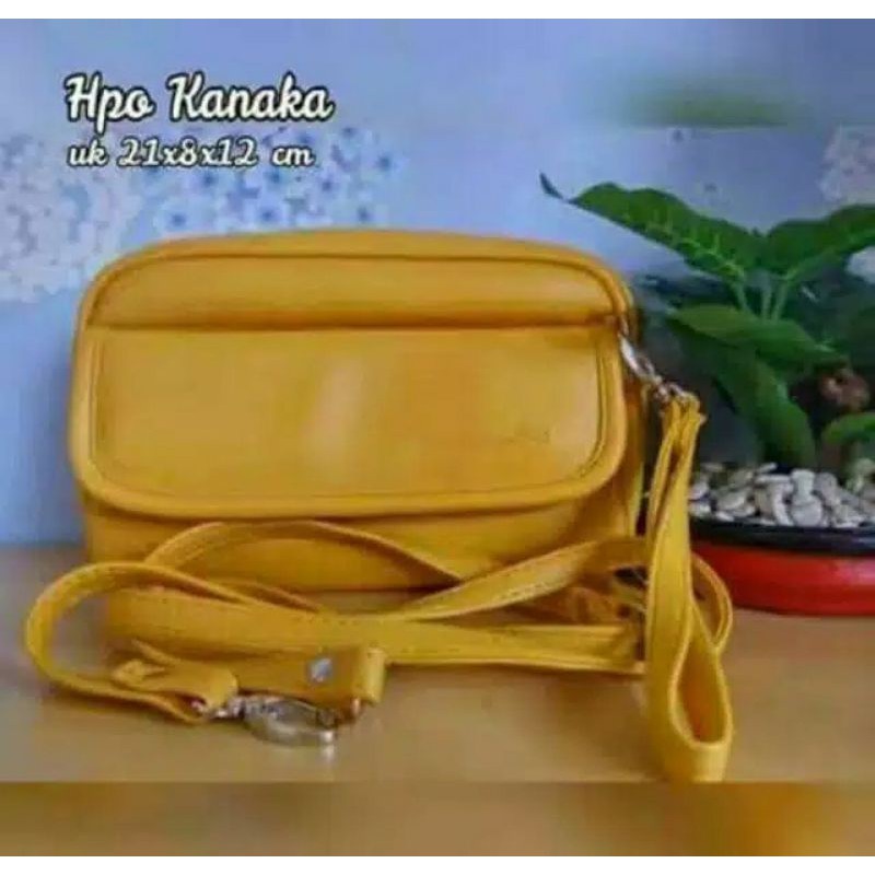 kanaka my Queena by kirana stuff