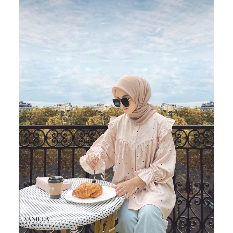 YOONA BLOUSE - PEACH by vanilla hijab