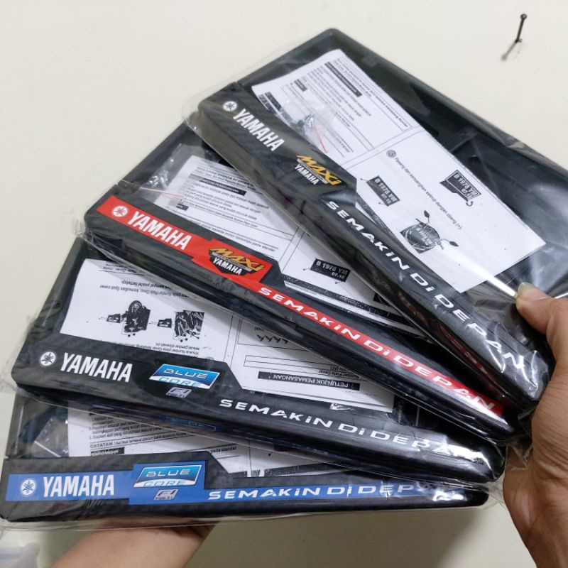 Dudukan plat Nomor motor Yamaha