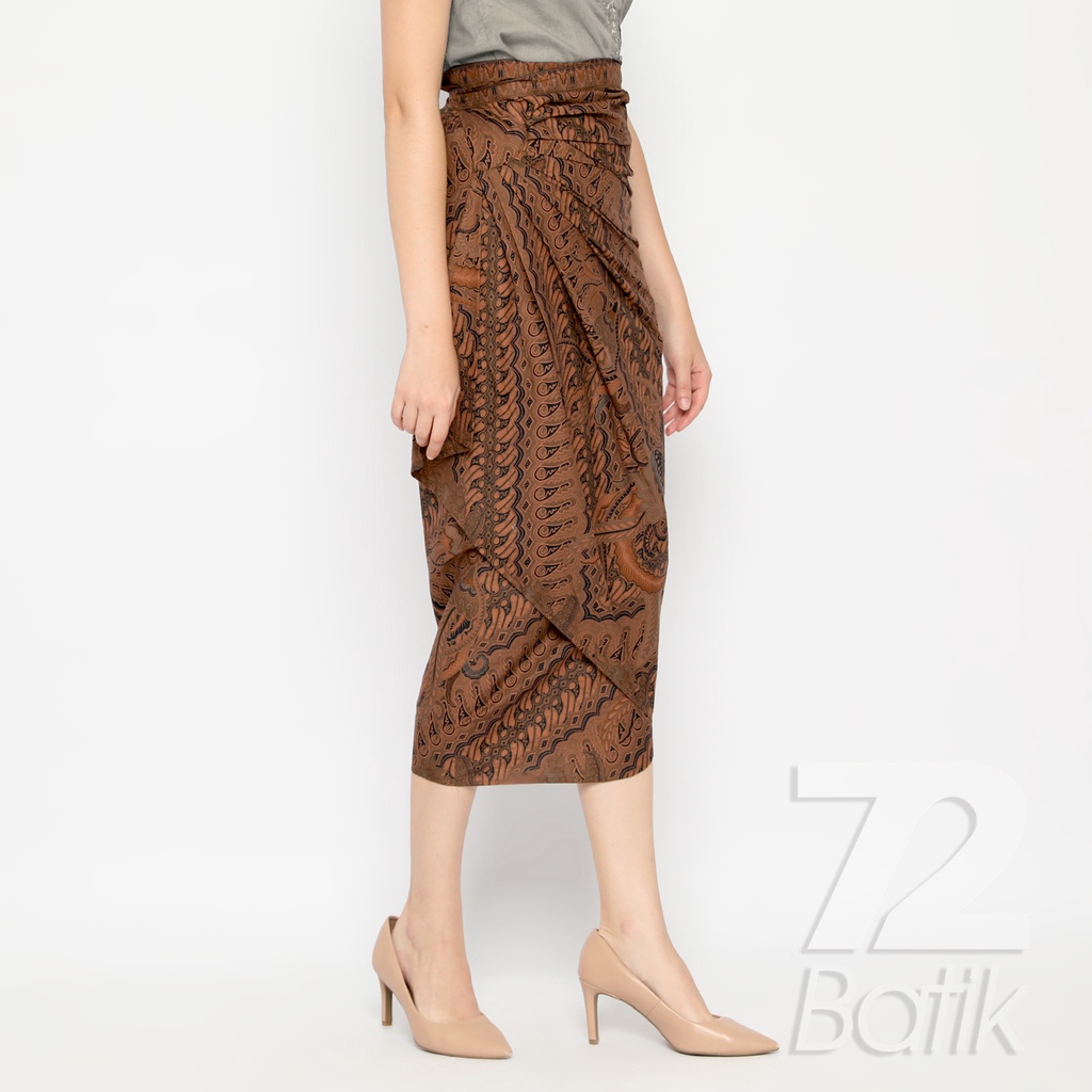 ROK BATIK SPAN Skirt Lilit Kebaya Instan Modern Wanita Motif Parang Seling Kusumo Warna Coklat 726748 Cap 72 - Rok Batik Lilit Bawahan Skirt Kamen Kebaya Songket Batik Panjang Plisket Span Instan Jadi Bali Lembaran Premium Modern Untuk Wanita Kondangan