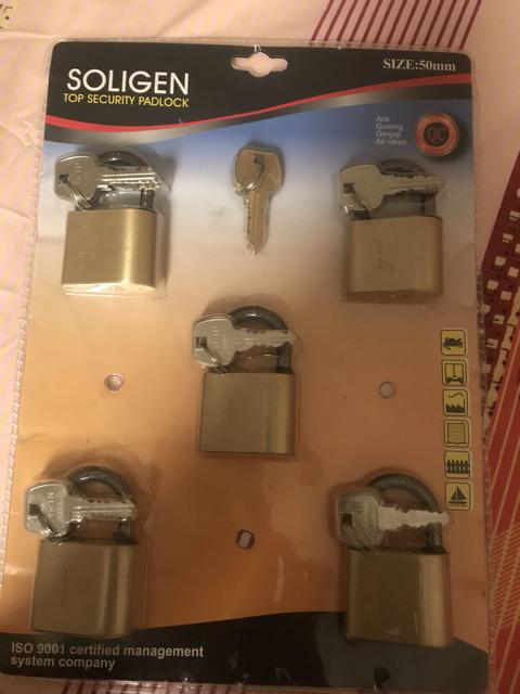 Gembok Soligen Masterkey Baja Hitam 50 Mm X 5 Pcs