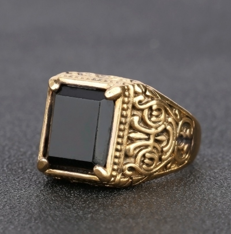 Cincin Retro Klasik Gaya Medieval Punk Warna Hitam Untuk Pria