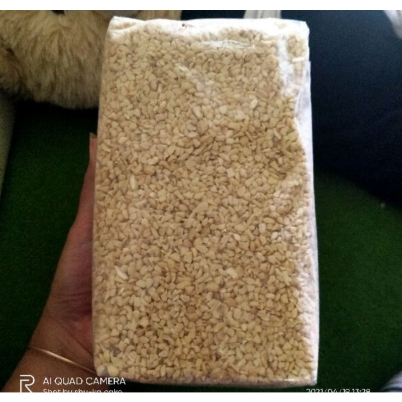 

Kacang mede menir 1kg