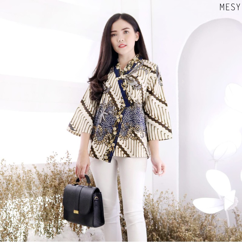 MESY TOP - Atasan Batik Wanita Lengan Panjang