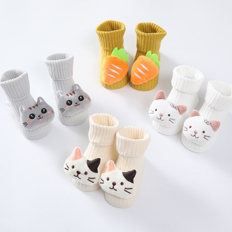 Kaos kaki bayi motif timbul/kaos kaki anak bayi import/kaos kaki bayi 3D karakter lucu