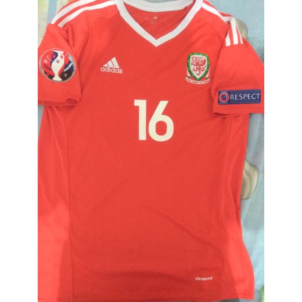 Jersey Wales national football team First colours Euro 2016 France (16-Joe Ledley)