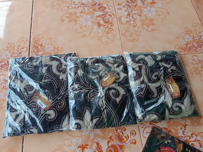 Bisa Pisah Batik Couple Keluarga Sania Ruffle Ori Ndoro Jowi Termurah