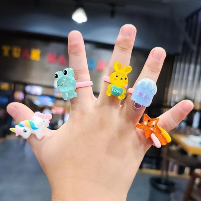 Bostonstore Cincin Anak Kartun / Cincin anak lucu ring princess set perhiasan anak kartun cincin kecil / Cincin Box MIni cincin Plastik Mainan Anak (10pcs) / Cincin Box Love / Cincin Anak Karakter