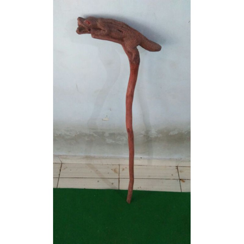 tongkat jalan kayu stigi laut ukir buaya original murah