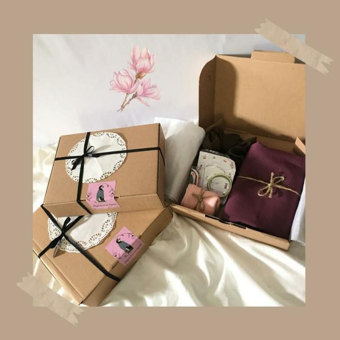 

FALSH SALE hampers hijab paket kado