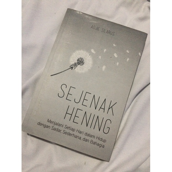 SEJENAK HENING