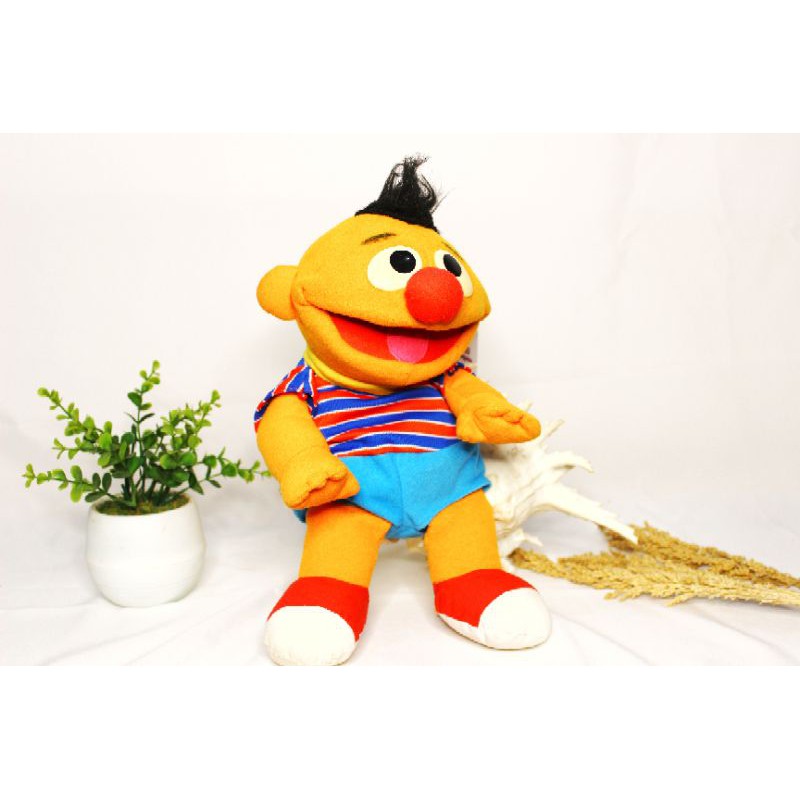Boneka Import Ernie Sesame Street, Boneka Anak, Mainan Anak & Hobi, Sesame Street, Elmo