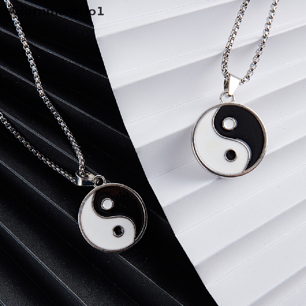 (AdornmentNo1) Kalung Rantai Dengan Liontin Logo Yin Yang Cina Taoism Warna Hitam / Putih Untuk Wanita