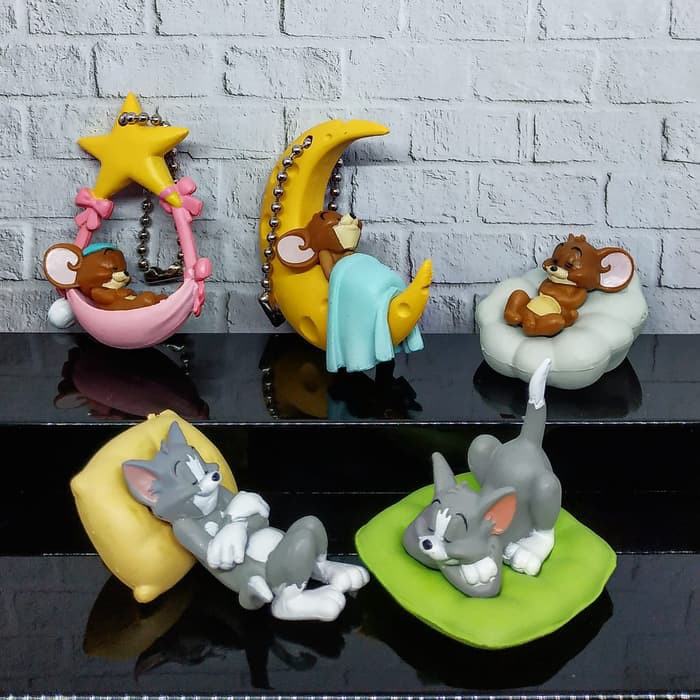 Tom & Jerry Action Figure Diorama Set
