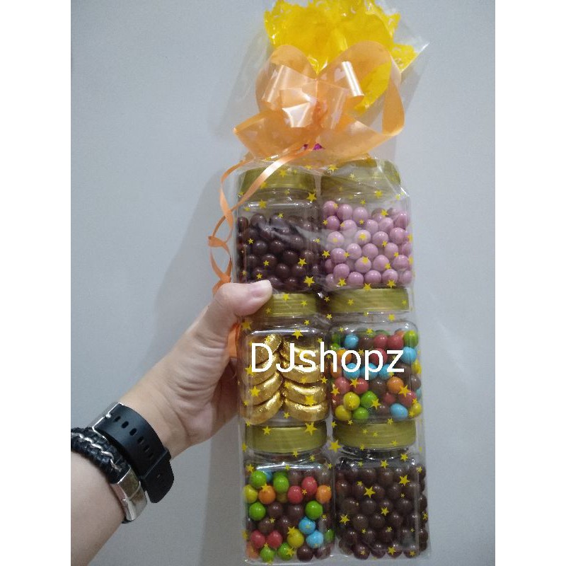 

Coklat Parcel Toples Lagie Isi 6 Full Cokelat/Yupi