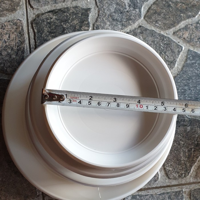 Tatakan Taktakan pot tawon putih nomor 17 diameter 14cm Tatakan Taktakan pot tawon putih nomor 17 diameter 14cm