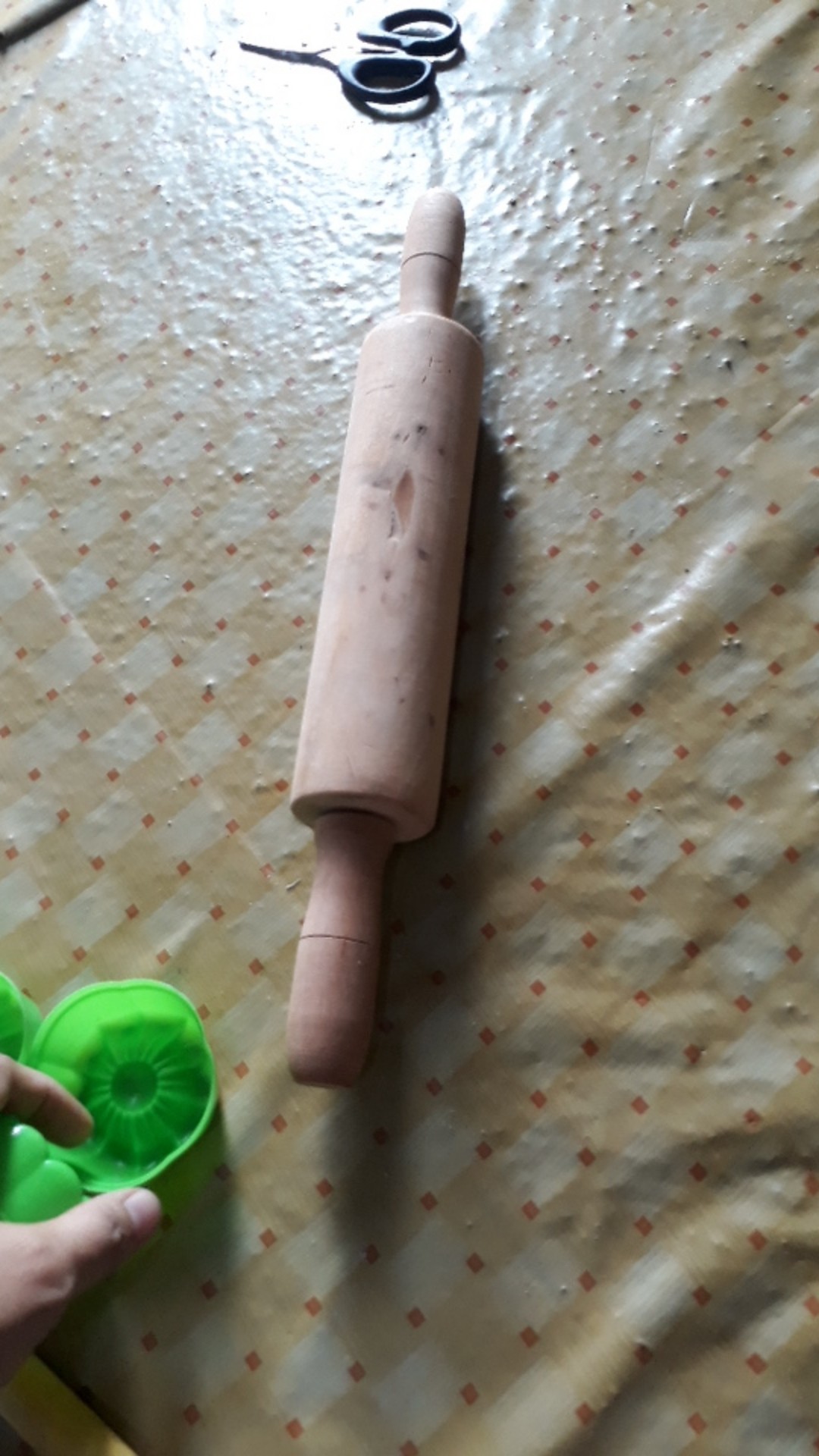 E261 Pisau Plastik Pemotong Adonan Kue Peralatan Dapur Masak