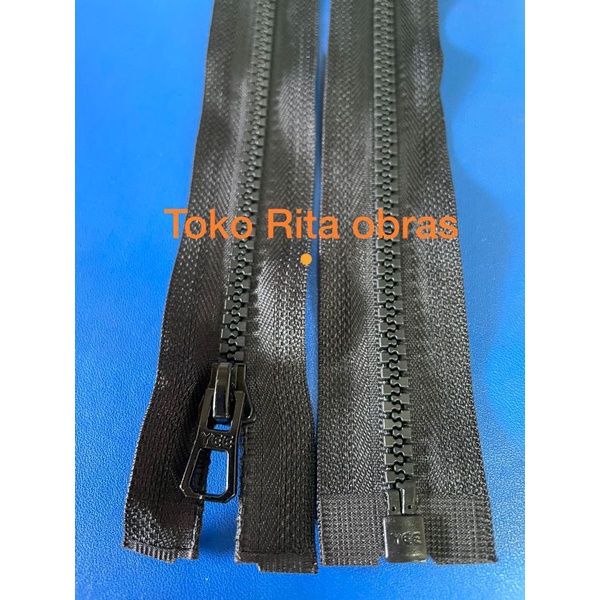 Resleting jaket plastik yee 70cm/28'' hitam putih