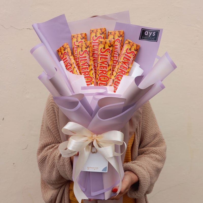 Buket Coklat Silverqueen 65gr Kado Anniversarry/Wisuda/Ulangtahun/Hari ibu