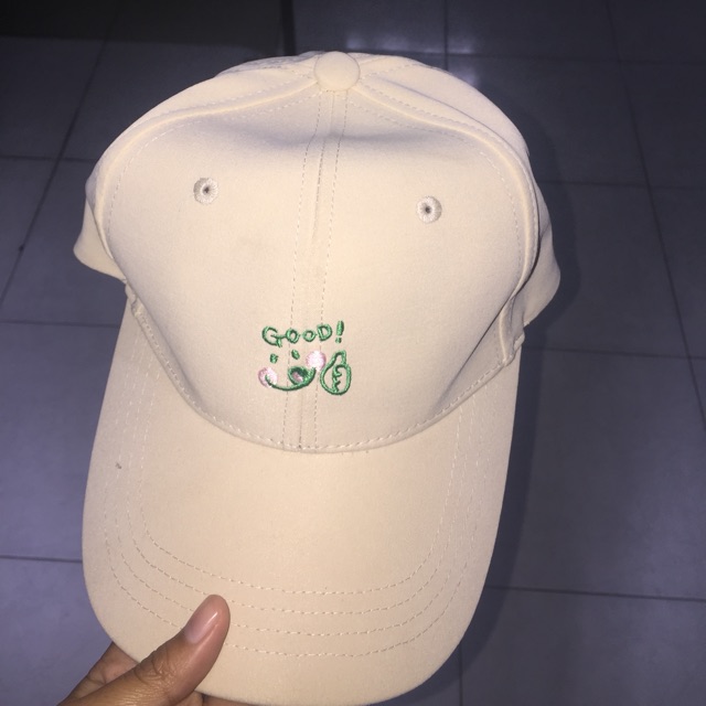 Preloved topi miniso