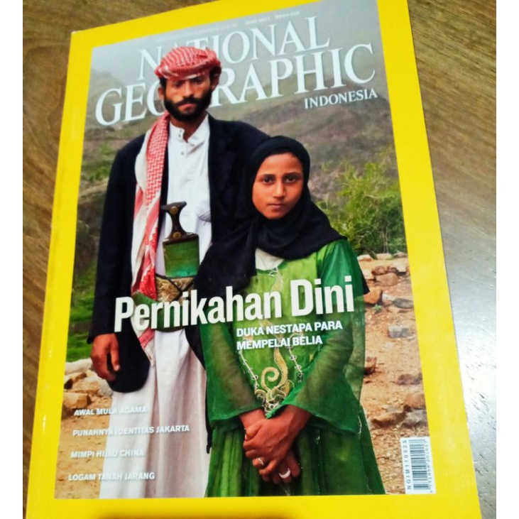 second goods preloved thrift majalah buku novel natgeo national geographic series