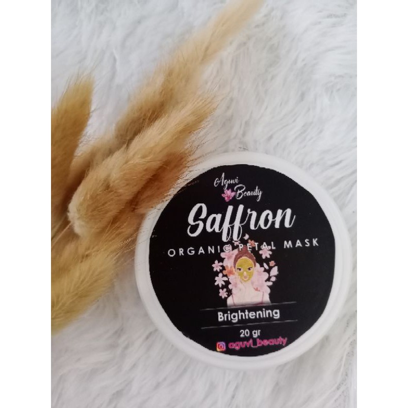 Masker pemutih wajah  ampuh Saffron