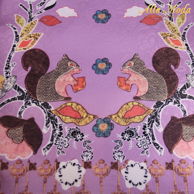

Alta Moda Printed Jacquard Ungu Motif Tupai (1M)