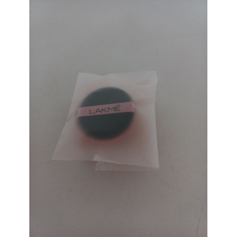 Preloved refill lakme cushion