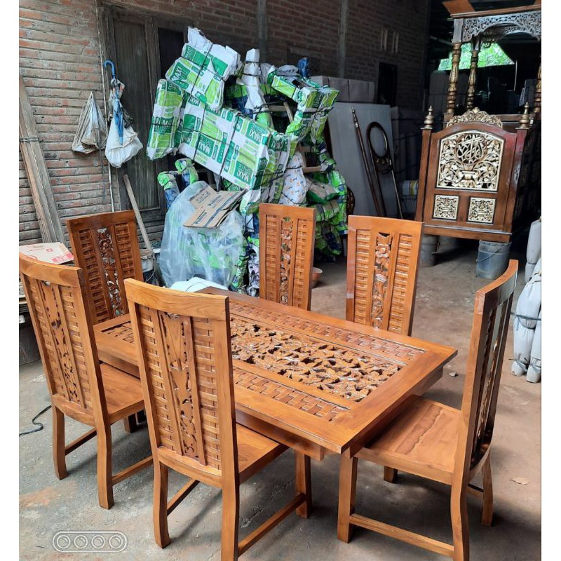 MEJA MAKAN 6 KURSI KAYU JATI