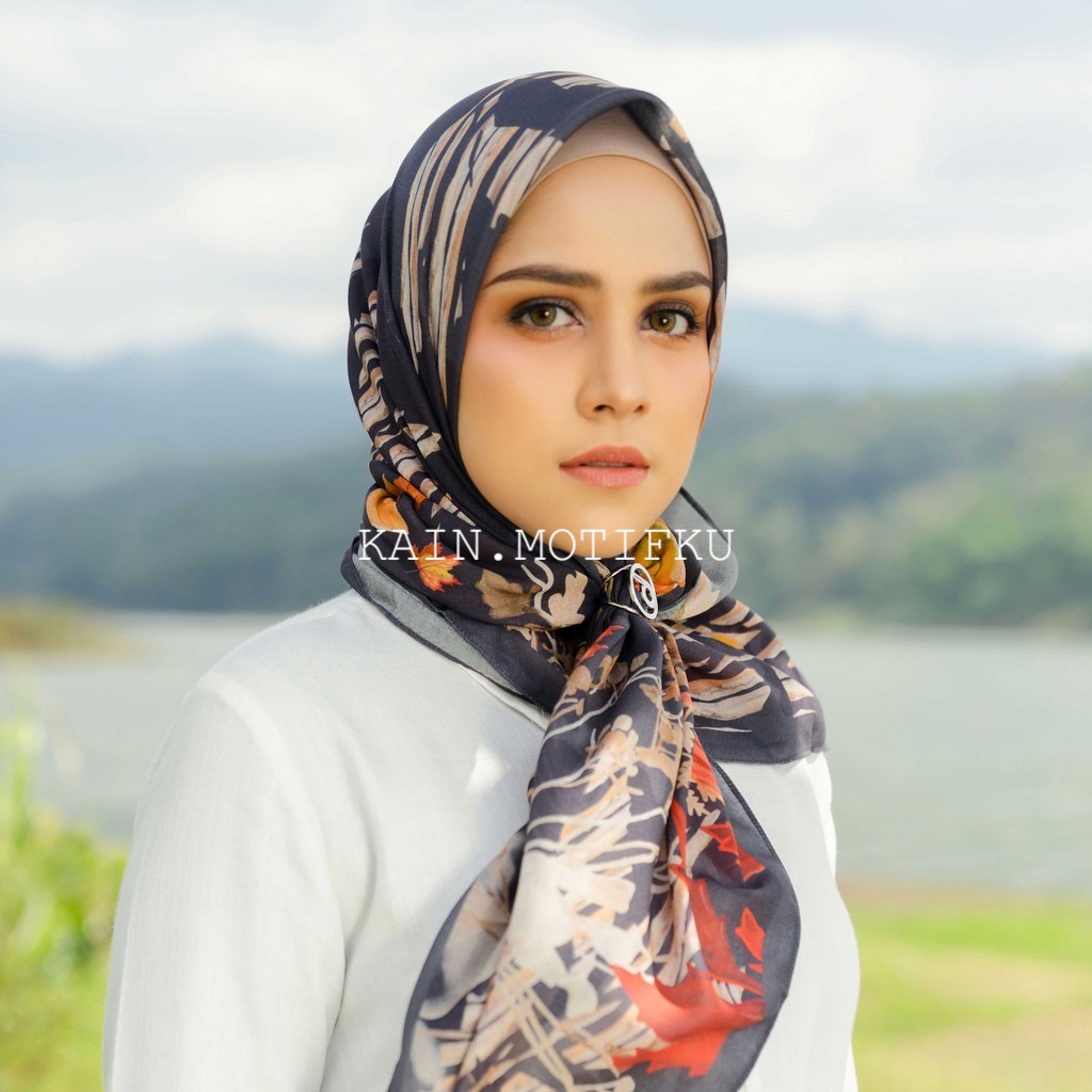 HIJAB SEGIEMPAT LASERCUT VOAL MOTIF PREMIUM - Kerudung Segiempat Voal Motif Premium - Hijab Motif - Jilbab Motif  - Voal Segiempat - Kerudung Motif - Jilbab Kekinian-5