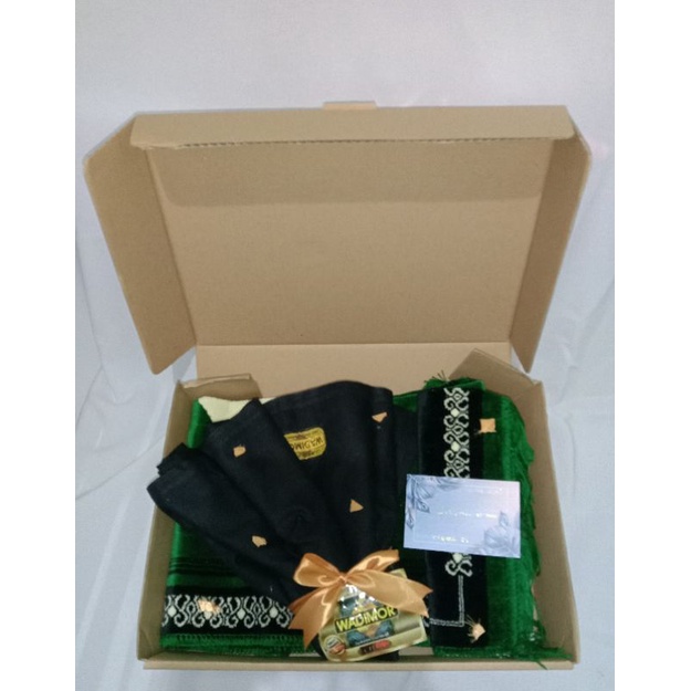 

Hampers Ikhwan | Hampers Ultah | Hampers Anniversary | Hampers Birthday | Hampers Wisuda