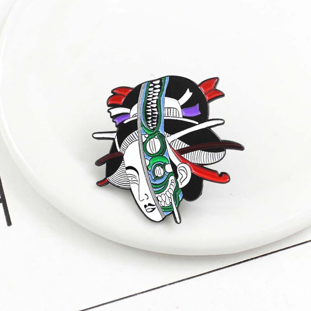 [Elegan] Geisha Bros Hadiah Kreatif Untuk Wanita Pria Wanita Jepang Geisha Woman Skeleton Mask Badge Pin Enamel Pin