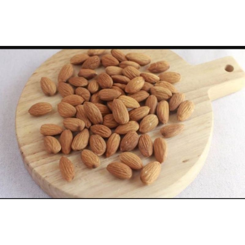 

0Roasted Almond 500gr / Kacang Almond Panggang Kupas 500gr / Natural