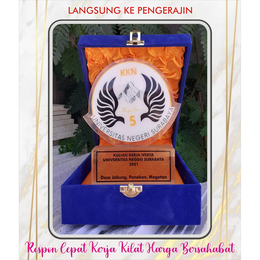 

Vandel / Plakat Akrilik Murah KKN PKL Seminar Free Custom