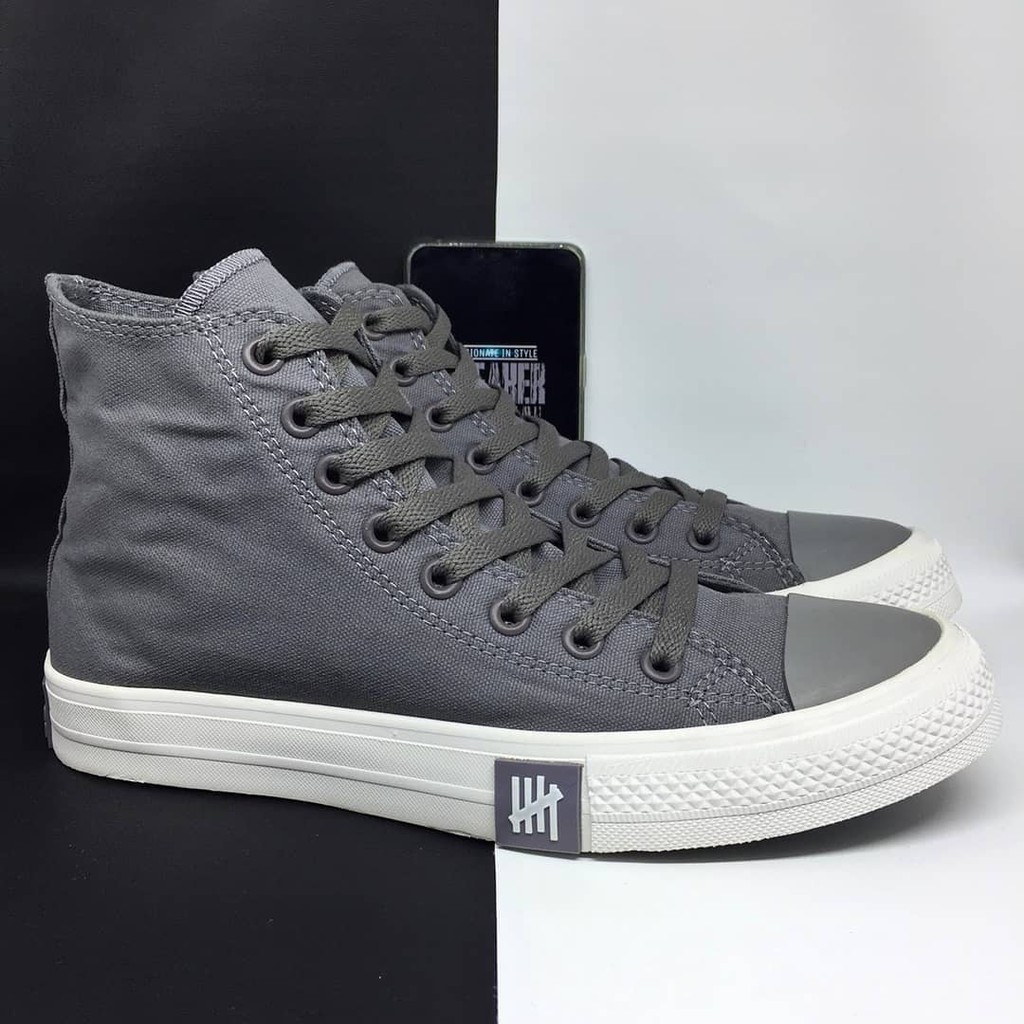 Sepatu Pria Wanita Terbaru 2020 Converse Undefeated Petir Abu Tinggi Sneakers Premium Grey High Keki