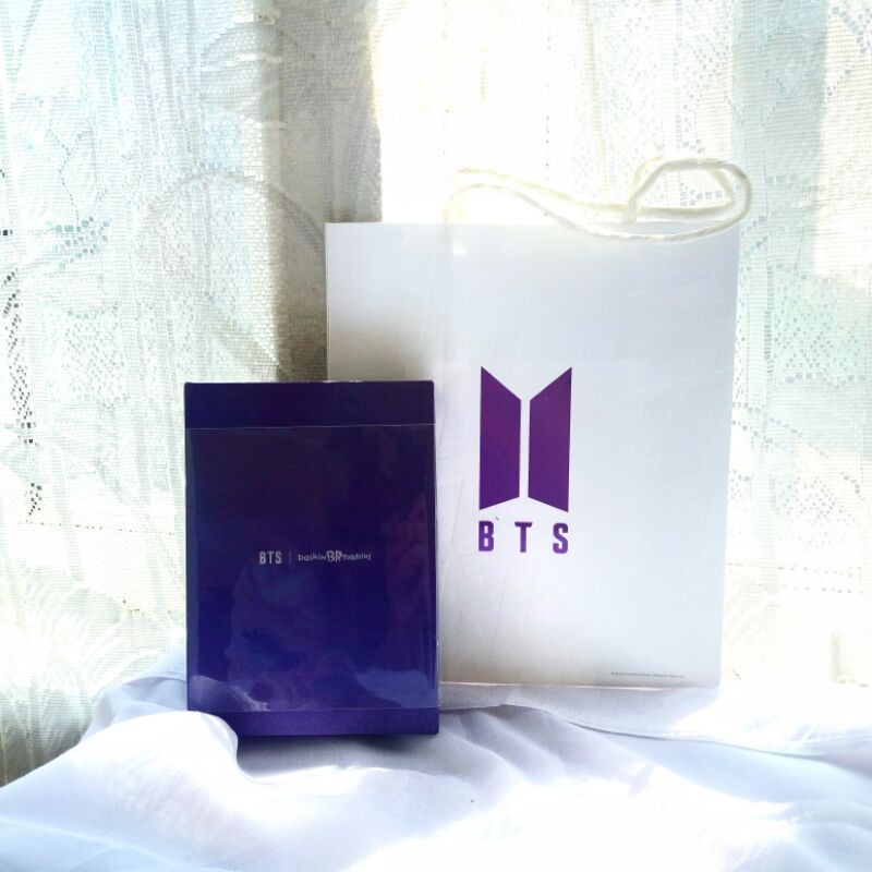 BTS BASKIN ROBBINS KEYRING