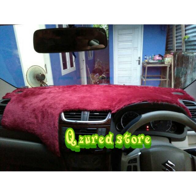 Cover Dashboard Mobil Ertiga (Bulu Rasfur)
