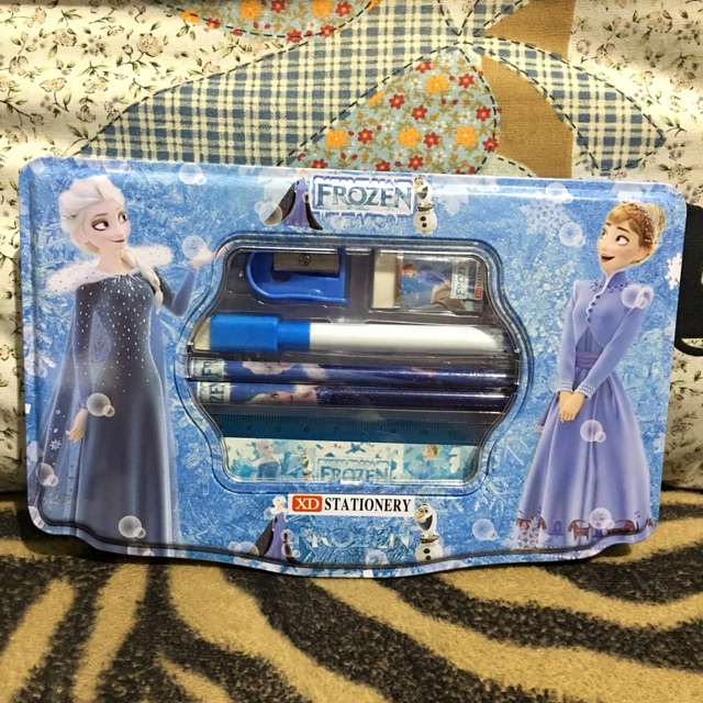 

Tempat Pensil Stationery Kaleng Motif Anak-Anak
