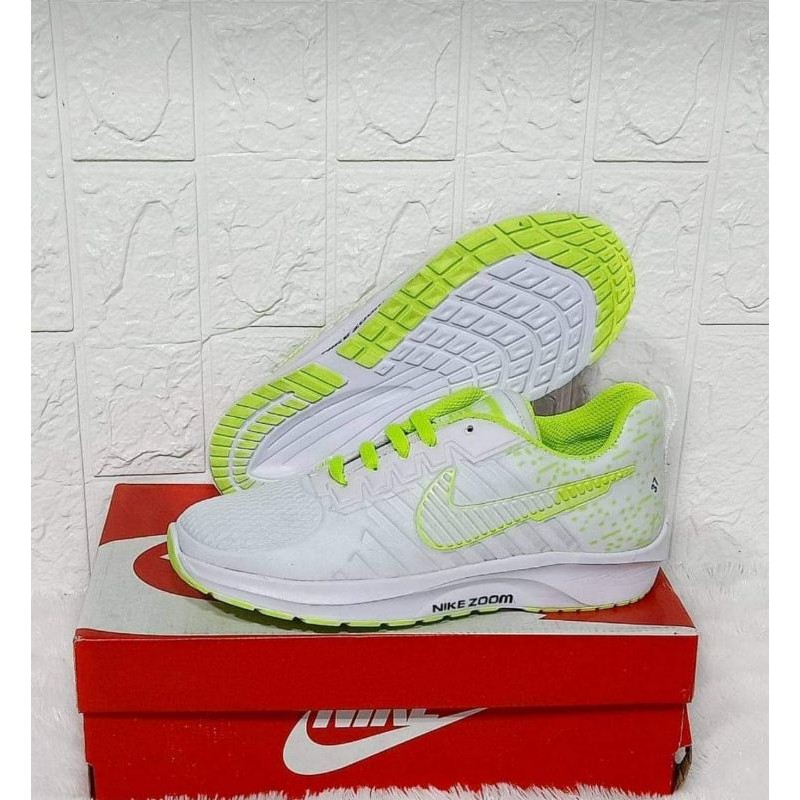 CUCI GUDANG Sepatu IMPORT Nike putih REAL PICT 1000% | Sepatu Running Cewek tebal dan empuk-Hijau