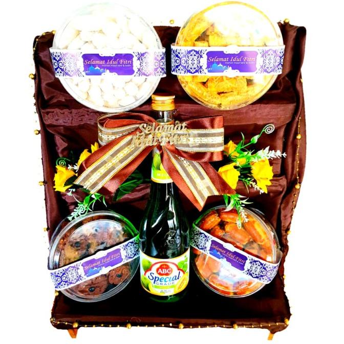 

PARCEL KUE LEBARAN/NATAL TAHUN BARU/IMLEK/SESERAHAN/GIFT/HAMPER DC452CD3