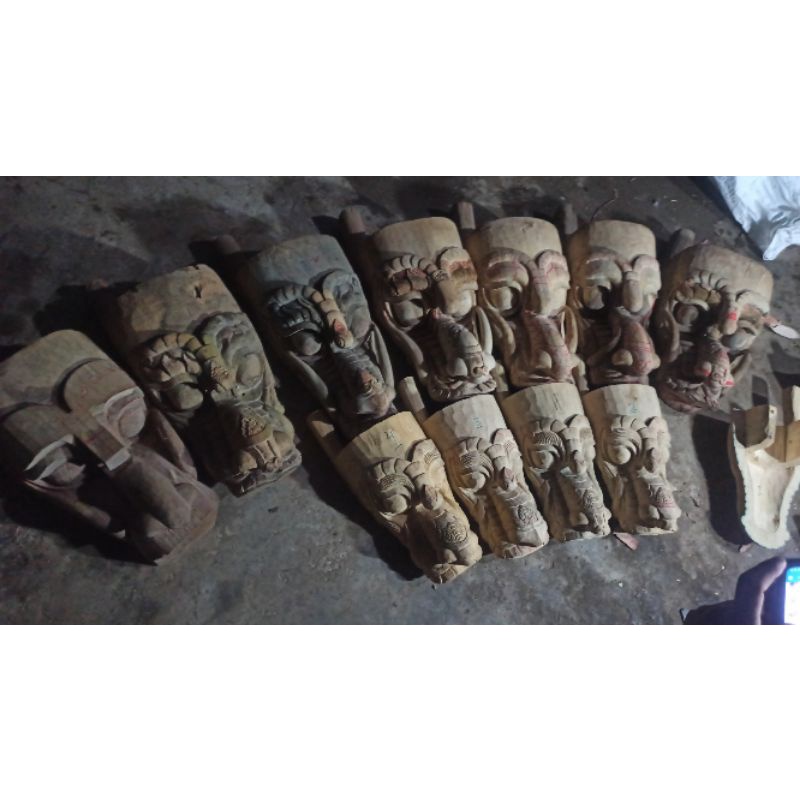 Mentahan Barongan Kayu Waru Alusan (Kwalitas Super)