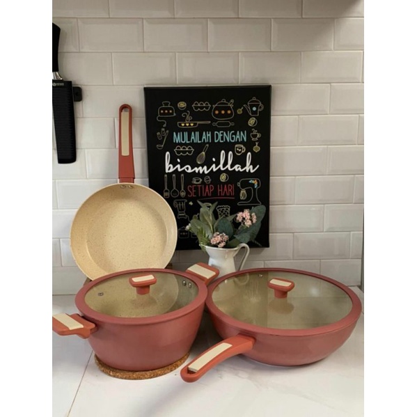 SWIDEN Red Diamond Cookware Set