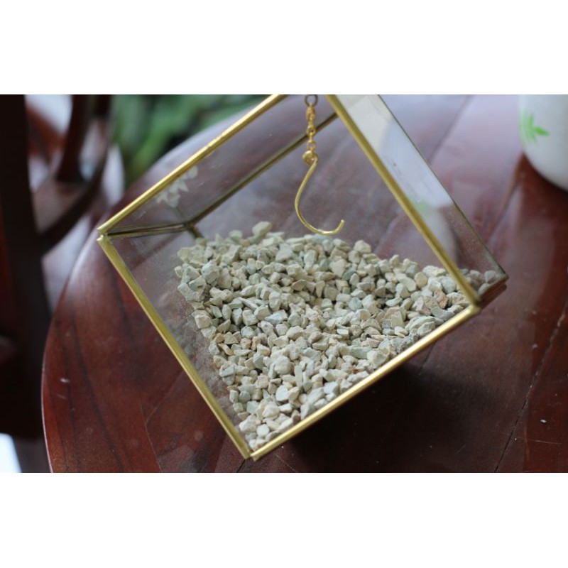 Batu Koral untuk Hiasan Bunga (500gram)