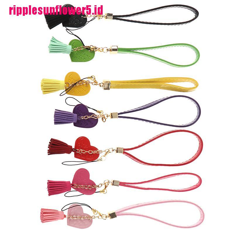 # Kaos T-Shirt Wanita Lengan Pendek Motif Print #Gantungan Kunci Bentuk Hati Dengan Rumbai